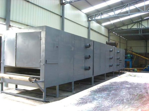 智能(néng)遠紅外線(xiàn)電(diàn)能烘幹機